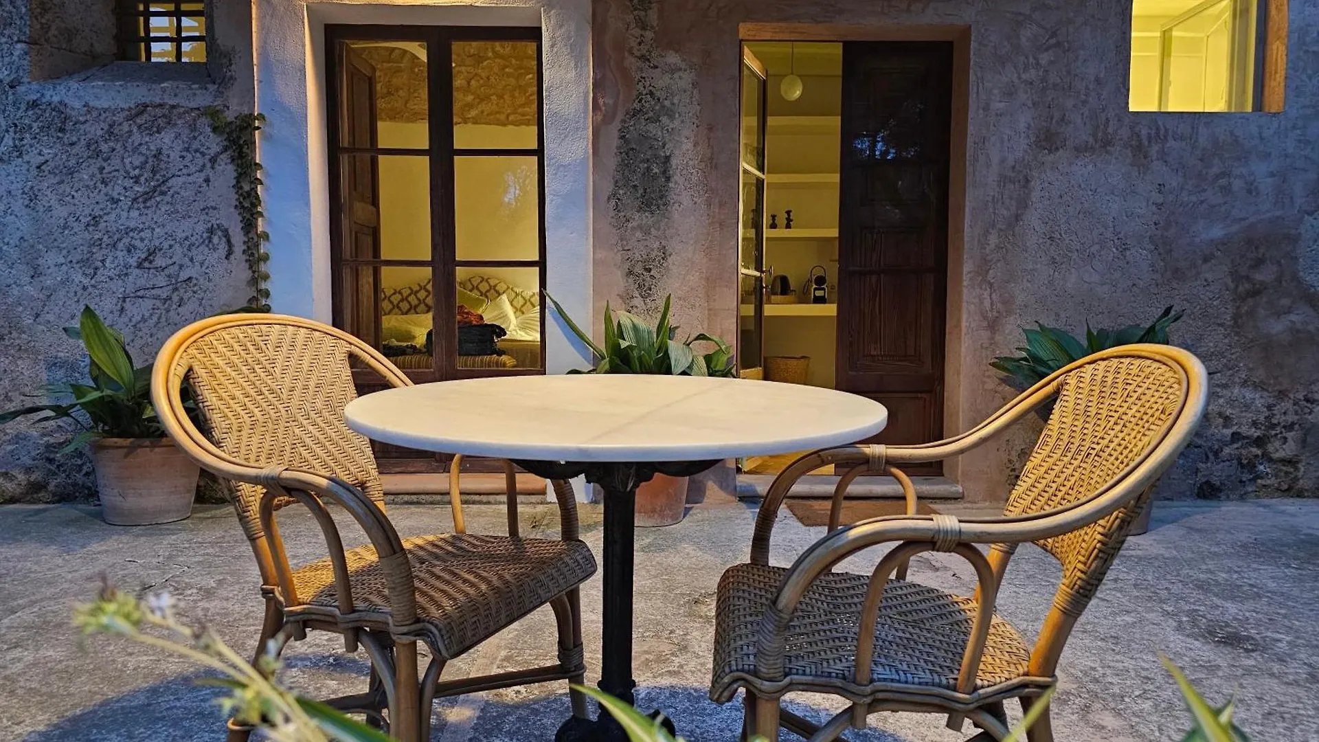 Oliver Moragues Grandhouse & Vineyard Альгайда Летний дом