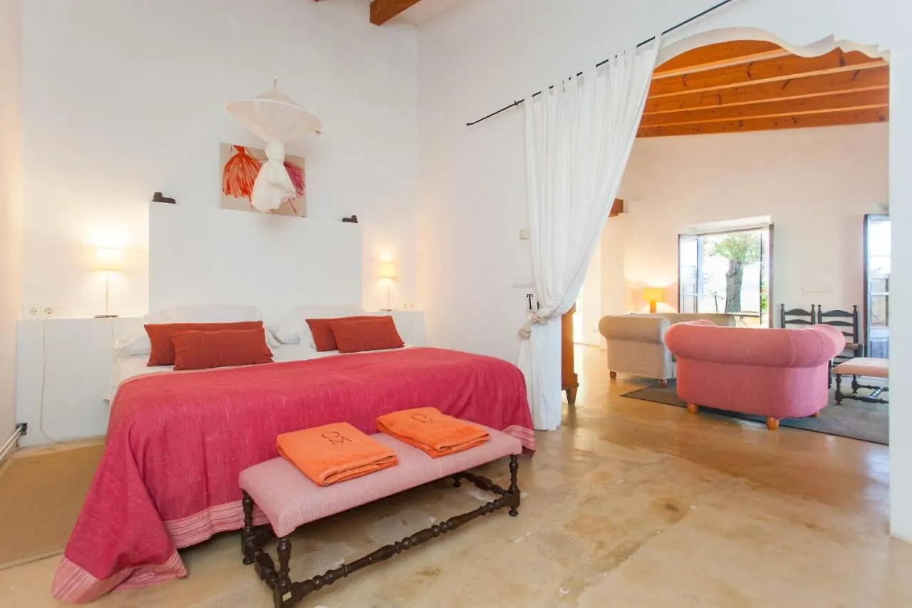 Oliver Moragues Grandhouse & Vineyard Spain